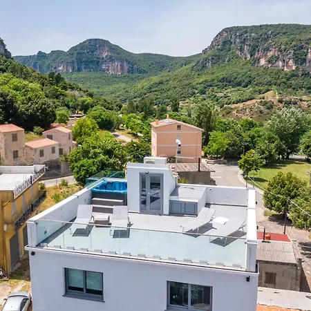 Πανσιόν Barighouse Ulassai